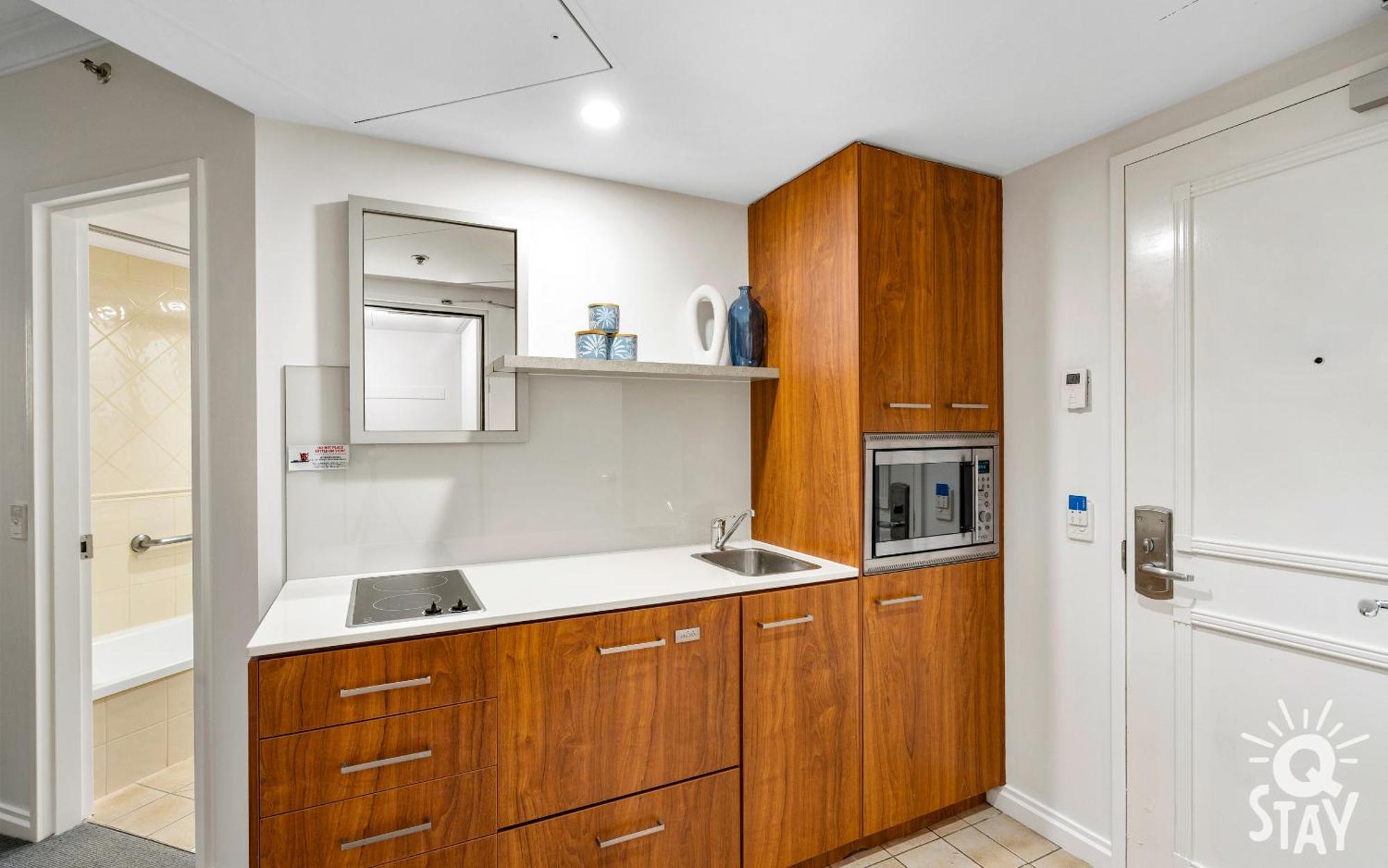 Legends Apartments - Qstay Gold Coast Luaran gambar