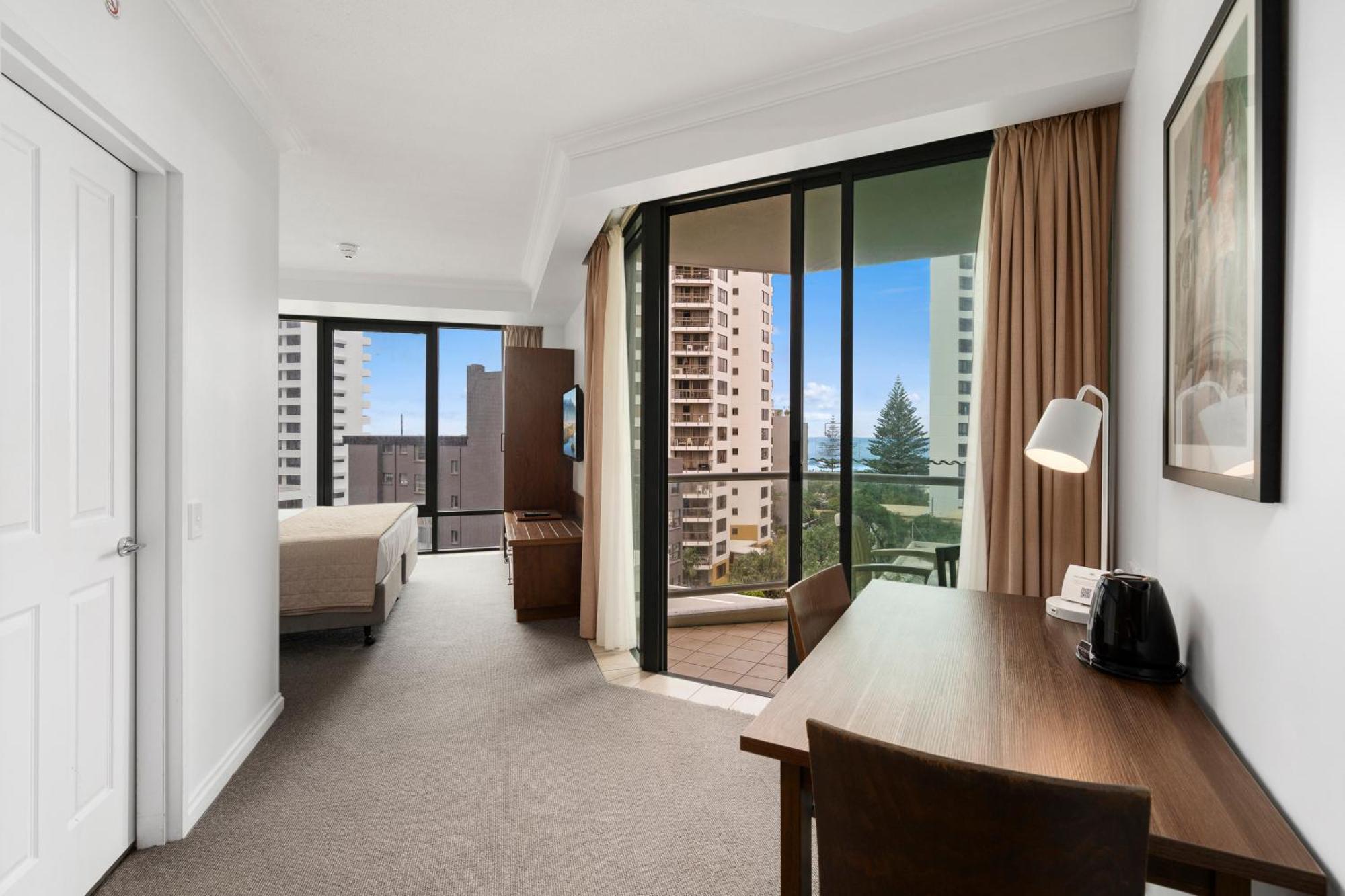 Legends Apartments - Qstay Gold Coast Luaran gambar