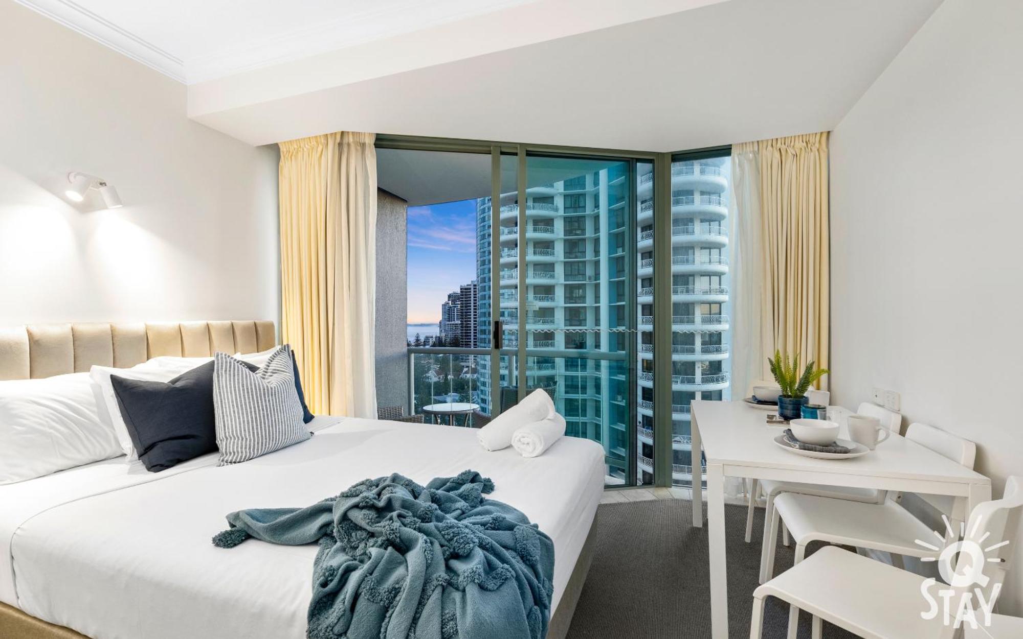 Legends Apartments - Qstay Gold Coast Luaran gambar