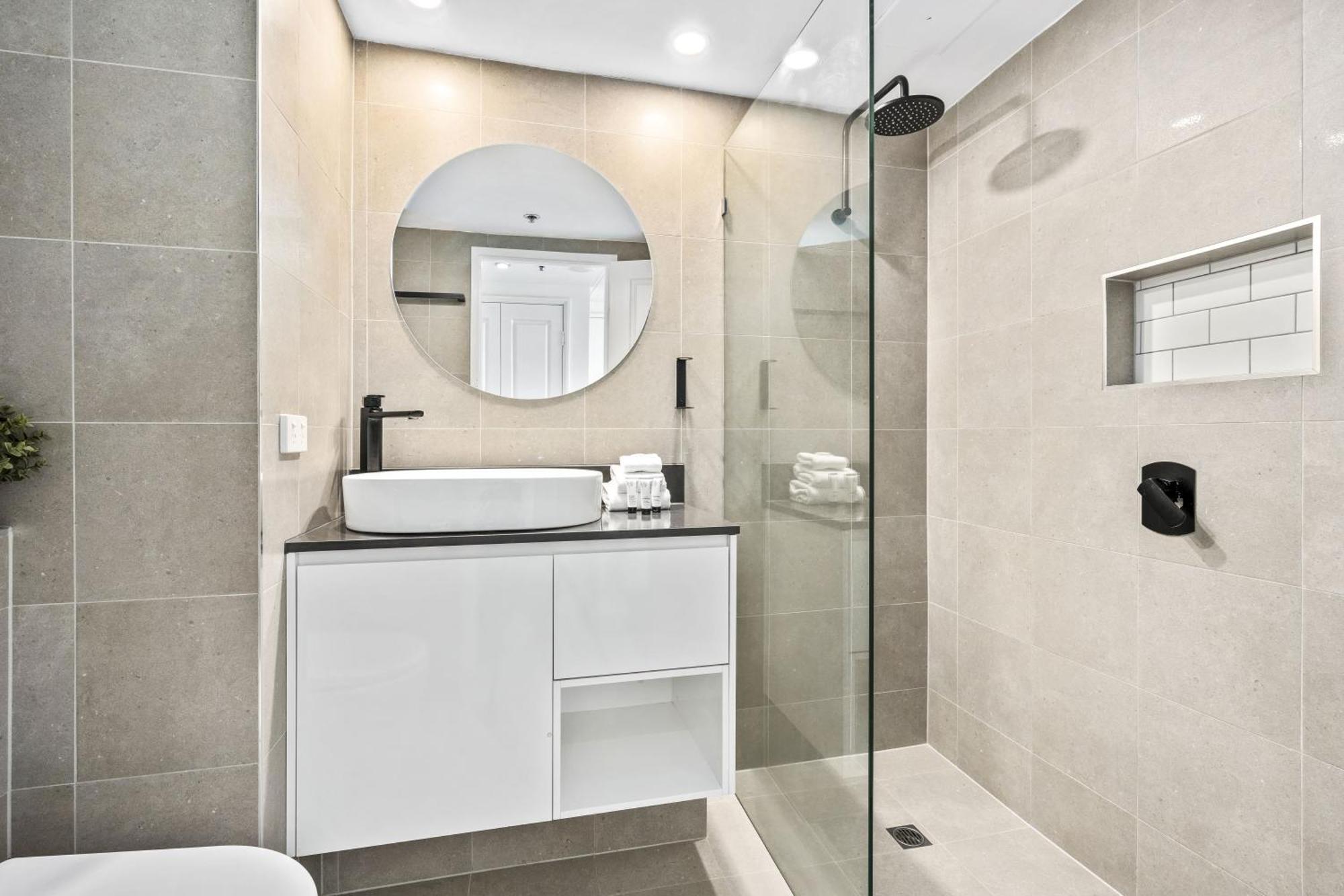 Legends Apartments - Qstay Gold Coast Luaran gambar